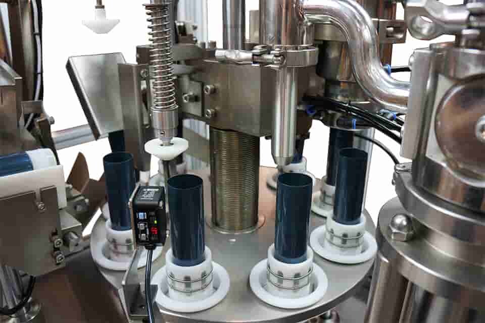 apacks automatic plastic tube filler